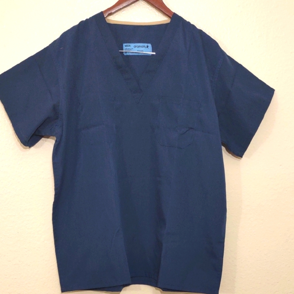 SLIGHTLY USED ARAMARK MEDR P  3056 NAVY 17 VA GS 1818 NAVY RN 49995 100%POLYESTE